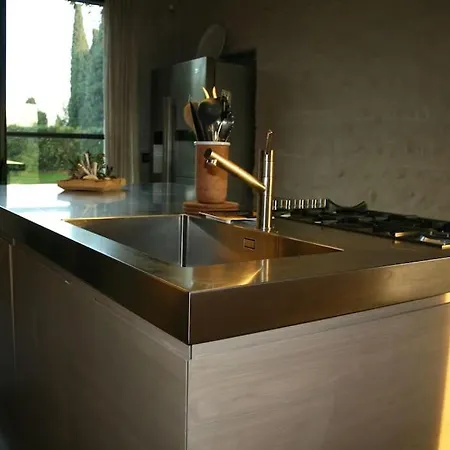 Brick House סומה קאמפניה