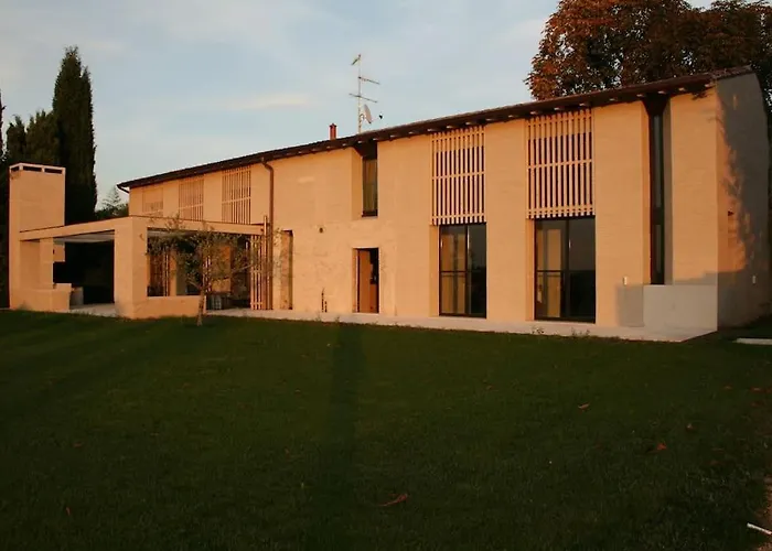 Brick House Апартаменты Соммакампанья